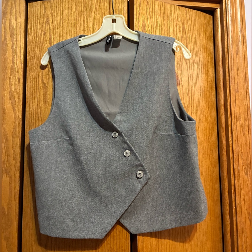 H&M Charcoal Gray Vest